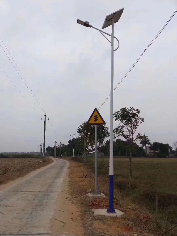 农村太阳能路灯